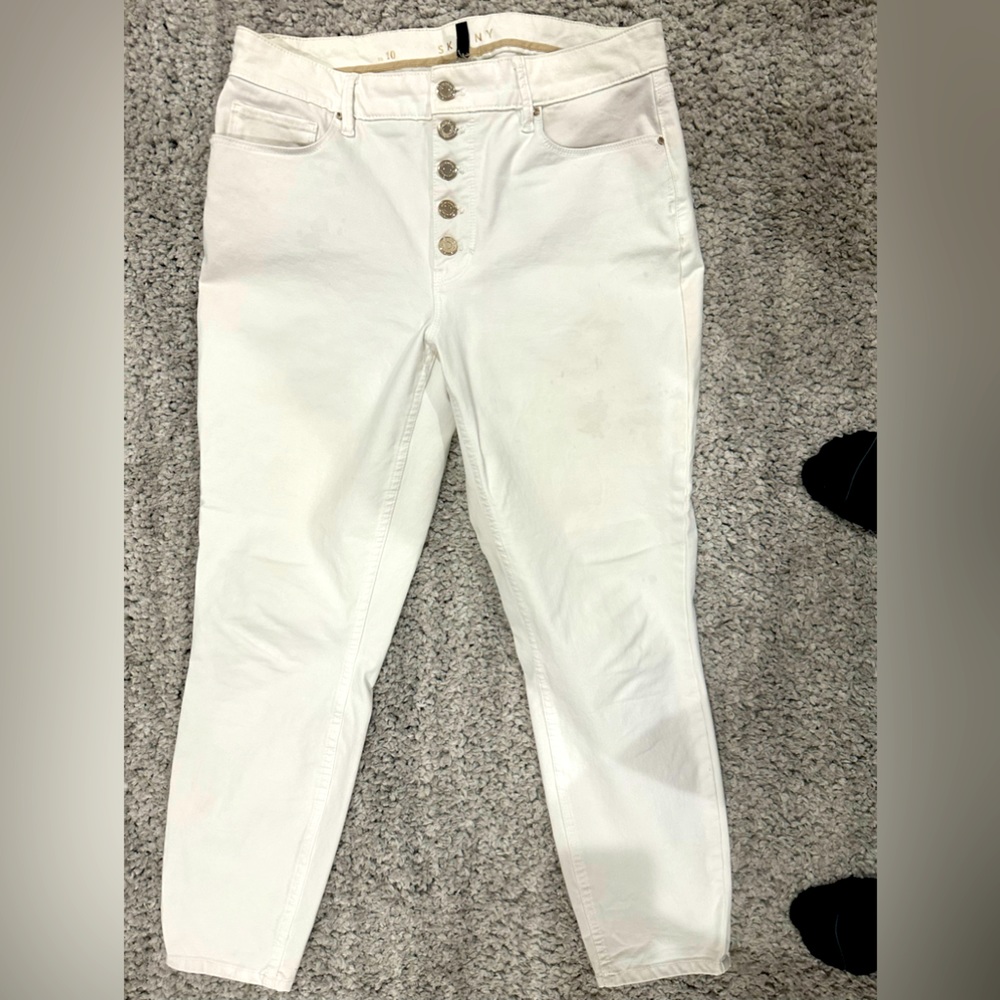 The black house white market, white jeans button up front size 10.